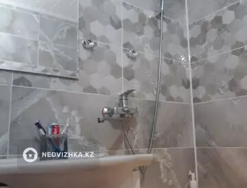 1-комнатная квартира, этаж 8 из 9, 39 м²