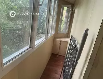 3-комнатная квартира, этаж 3 из 4, 63 м²
