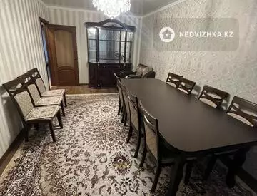 3-комнатная квартира, этаж 3 из 4, 63 м²
