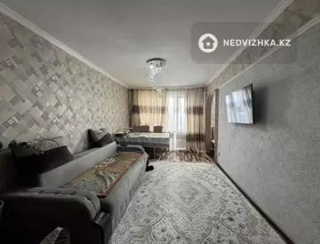 2-комнатная квартира, этаж 3 из 5, 44 м²