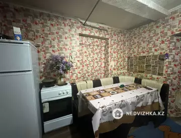 2-комнатная квартира, этаж 1 из 2, 43 м²