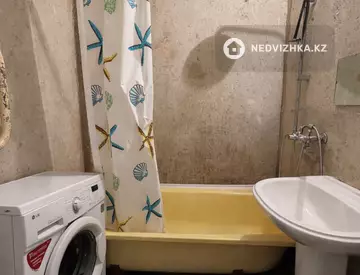4-комнатная квартира, этаж 8 из 10, 83 м²