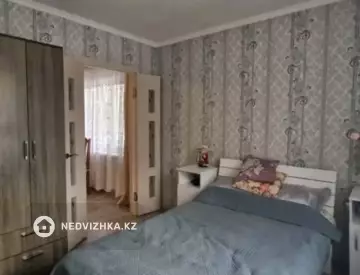 2-комнатная квартира, этаж 1 из 5, 40 м²