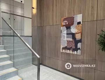2-комнатная квартира, этаж 4 из 14, 42 м²