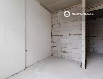 3-комнатная квартира, этаж 3 из 17, 76 м²
