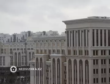 3-комнатная квартира, этаж 8 из 8, 74 м²