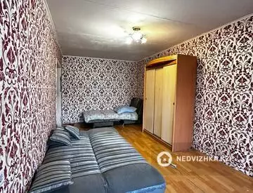 1-комнатная квартира, этаж 1 из 9, 34 м²