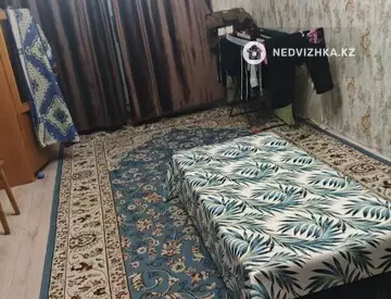 2-комнатная квартира, этаж 4 из 4, 45 м²