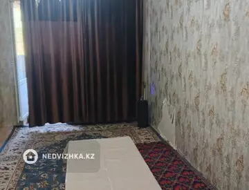 2-комнатная квартира, этаж 4 из 4, 45 м²