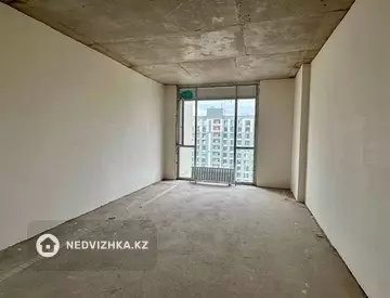 3-комнатная квартира, этаж 10 из 12, 65 м²