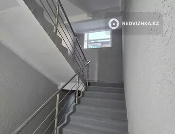 2-комнатная квартира, этаж 1 из 5, 75 м²