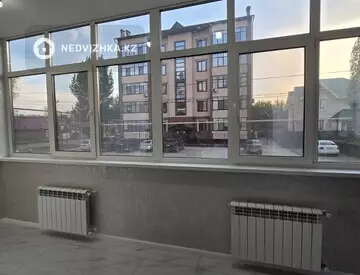 2-комнатная квартира, этаж 1 из 5, 75 м²