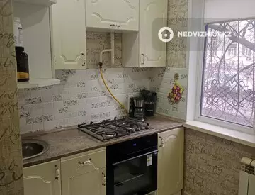 2-комнатная квартира, этаж 1 из 5, 44 м²
