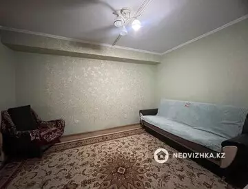 1-комнатная квартира, этаж 1 из 12, 35 м²