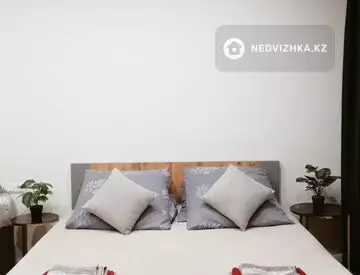1-комнатная квартира, этаж 3 из 12, 33 м²
