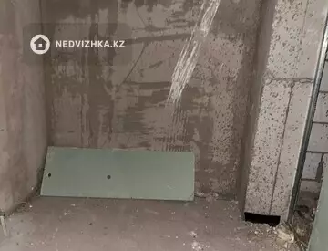 4-комнатная квартира, этаж 4 из 12, 116 м²