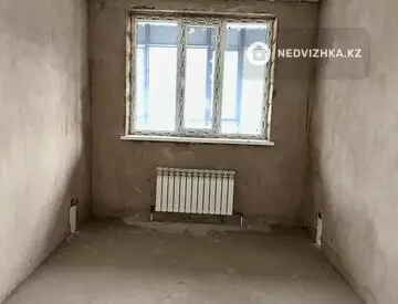 4-комнатная квартира, этаж 4 из 12, 116 м²