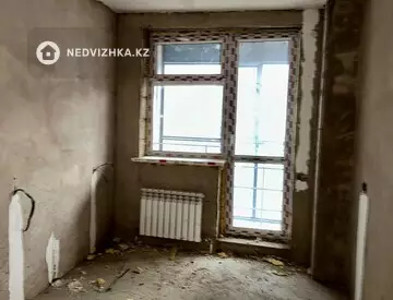 4-комнатная квартира, этаж 4 из 12, 116 м²