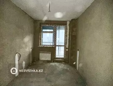 4-комнатная квартира, этаж 4 из 12, 116 м²