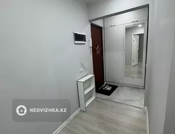 1-комнатная квартира, этаж 3 из 5, 33 м²