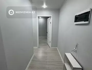 1-комнатная квартира, этаж 3 из 5, 33 м²