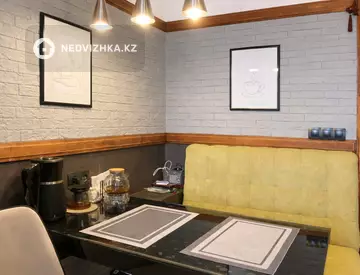 3-комнатная квартира, этаж 6 из 10, 62 м²