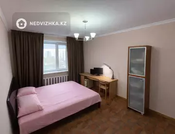 3-комнатная квартира, этаж 10 из 10, 67 м²