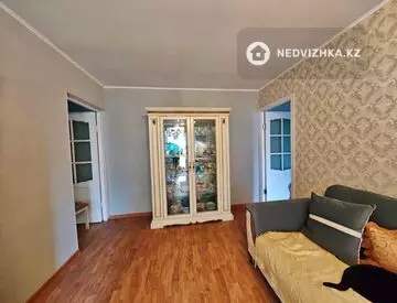 2-комнатная квартира, этаж 4 из 4, 46 м²