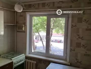 1-комнатная квартира, этаж 2 из 5, 32 м²