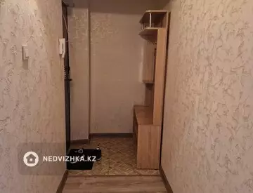 1-комнатная квартира, этаж 3 из 5, 32 м²