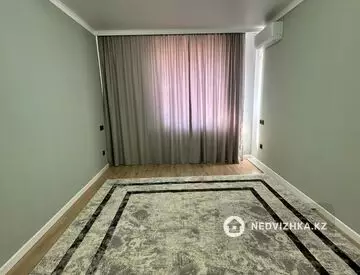 4-комнатная квартира, этаж 2 из 9, 117 м²