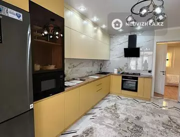 4-комнатная квартира, этаж 2 из 9, 117 м²