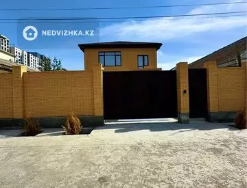5-комнатный дом, 3 соток, 246 м²