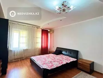 3-комнатная квартира, этаж 9 из 9, 112 м²