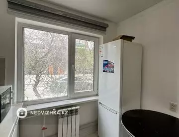2-комнатная квартира, этаж 1 из 5, 45 м²