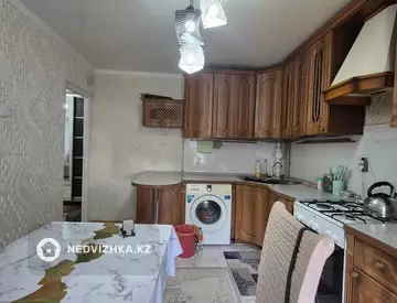 4-комнатная квартира, этаж 3 из 9, 91 м²
