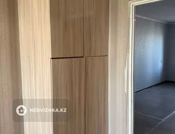 2-комнатная квартира, этаж 4 из 5, 46 м²