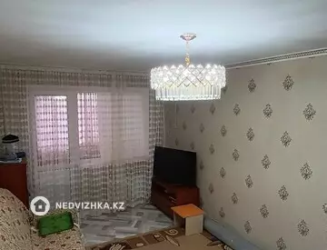 2-комнатная квартира, этаж 4 из 5, 44 м²