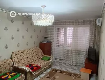 2-комнатная квартира, этаж 4 из 5, 44 м²