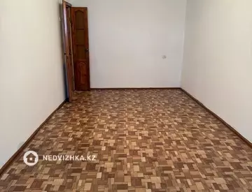 4-комнатная квартира, этаж 2 из 5, 67 м²