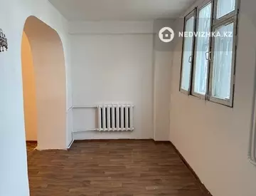 4-комнатная квартира, этаж 2 из 5, 67 м²
