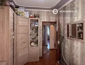 3-комнатная квартира, этаж 1 из 5, 67 м²