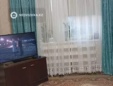 4-комнатная часть дома, 2 соток, 60 м²
