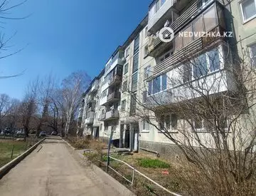 1-комнатная квартира, этаж 3 из 5, 31 м²