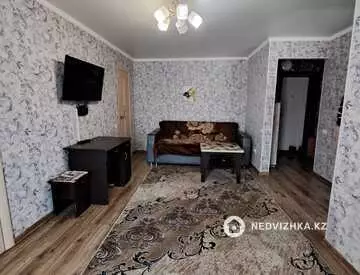 2-комнатная квартира, этаж 3 из 5, 41 м²