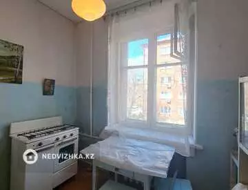 2-комнатная квартира, этаж 2 из 2, 48 м²