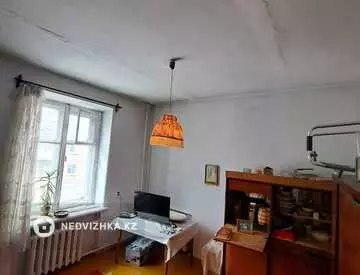 2-комнатная квартира, этаж 2 из 2, 48 м²