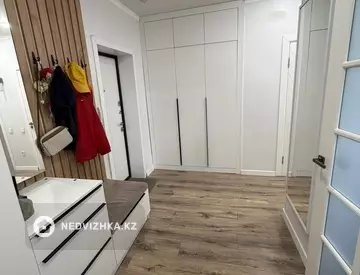 3-комнатная квартира, этаж 10 из 12, 70 м²