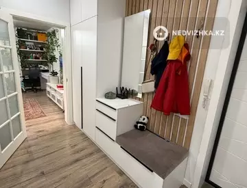 3-комнатная квартира, этаж 10 из 12, 70 м²