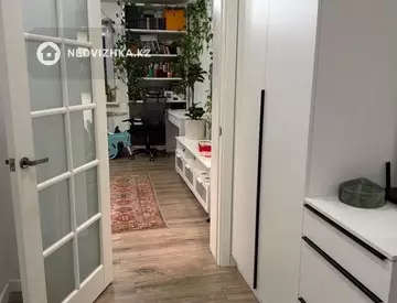 3-комнатная квартира, этаж 10 из 12, 70 м²